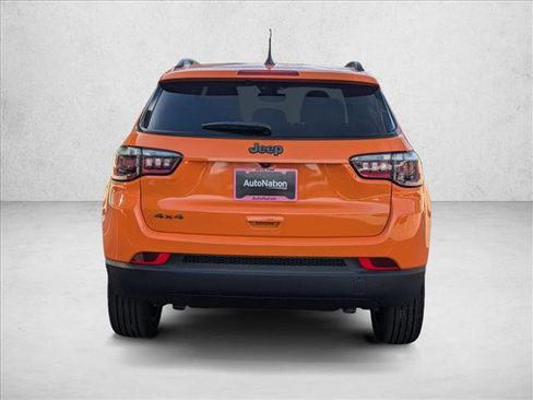 New 2026 Jeep Compass Latitude image 8