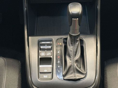 Used 2025 Honda CR-V LX image 20