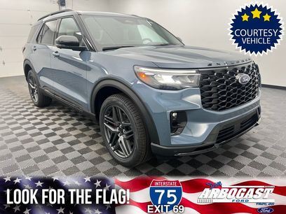 New 2025 Ford Explorer ST-Line w/ Premium Package