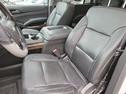 Used 2020 Chevrolet Tahoe LT AWD/4WD image 4