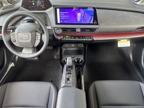 New 2026 Toyota Prius Plug-In Hybrid image 4