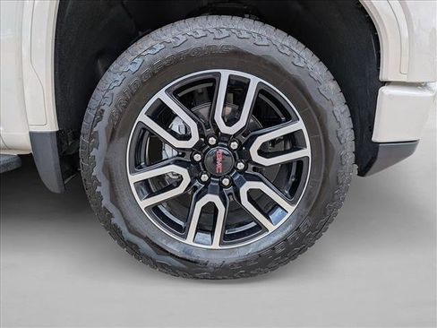Used 2026 GMC Sierra 1500 AT4 w/ AT4 Premium Package AWD/4WD image 24