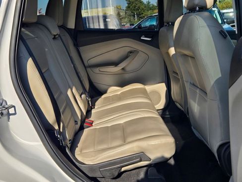 Used 2019 Ford Escape SEL image 8