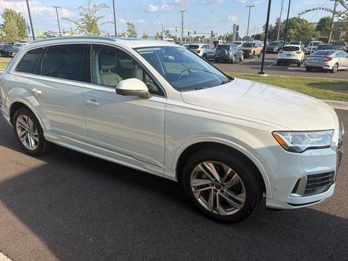 Used 2023 Audi Q7 2.0T Premium Plus w/ Premium Plus Package AWD/4WD image 25
