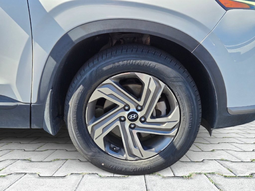 Certified 2023 Hyundai Santa Fe SEL w/ Cargo Package FWD image 3