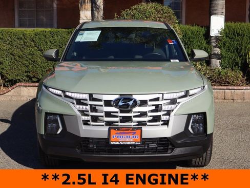 Used 2024 Hyundai Santa Cruz SE image 3