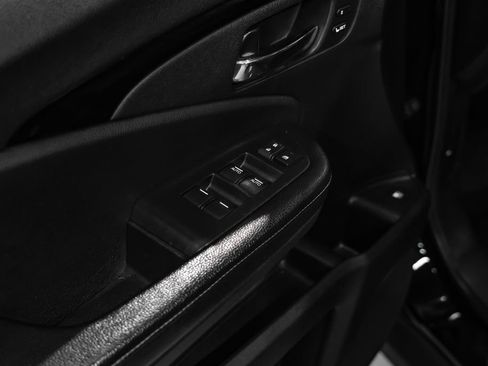 Used 2019 Honda Ridgeline RTL-E image 46