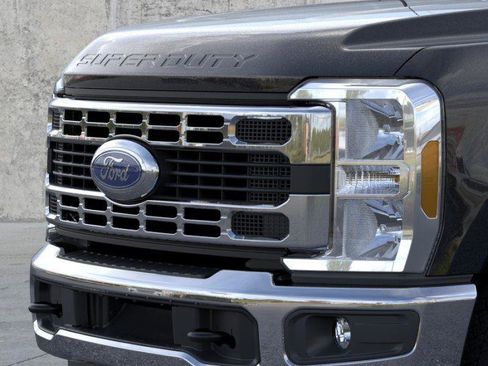 New 2026 Ford F250 XLT image 17