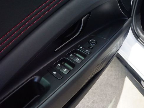 New 2025 Hyundai Elantra N Line image 16