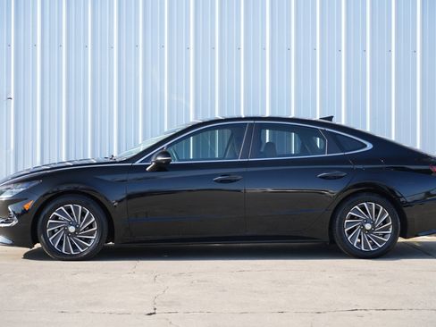 Used 2022 Hyundai Sonata Limited w/ Cargo Package image 8