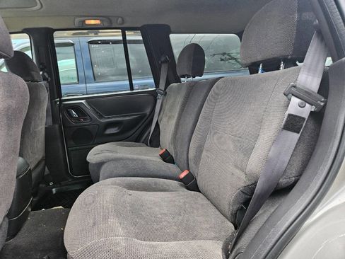 Used 2000 Jeep Grand Cherokee Laredo AWD/4WD image 4