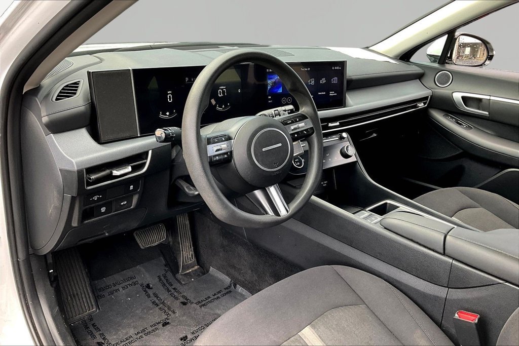 Used 2025 Hyundai Sonata SEL FWD image 18