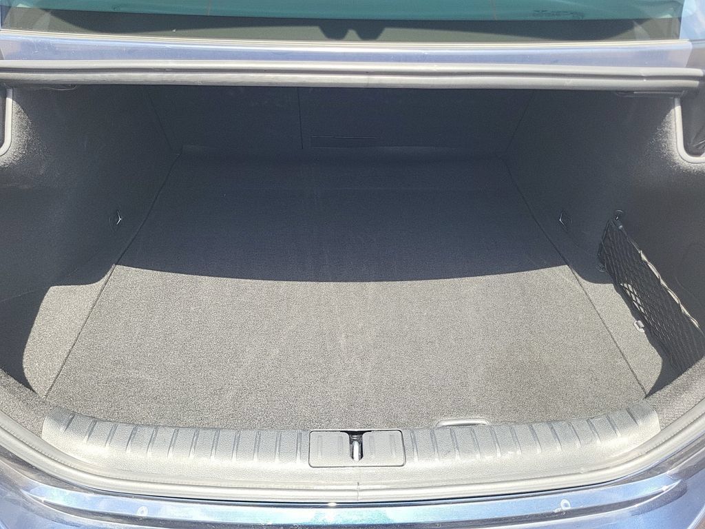 Used 2026 Genesis G70 2.5T RWD image 23