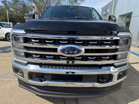 Used 2025 Ford F350 Lariat w/ Lariat Ultimate Package image 36