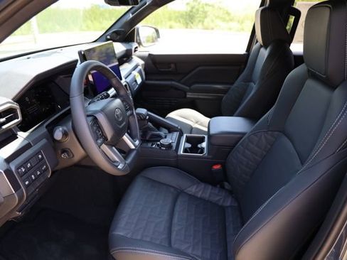 New 2026 Toyota 4Runner 4WD image 12