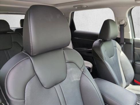 Used 2024 Kia Sorento SX FWD image 23