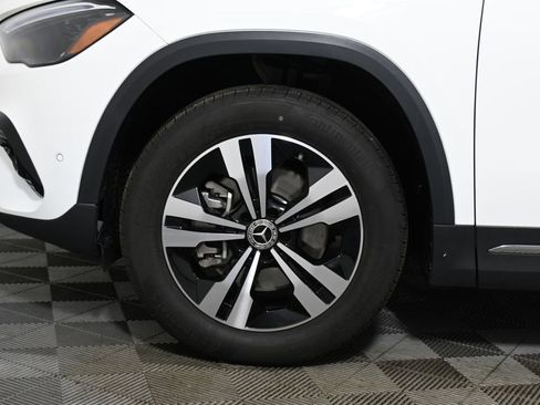 Certified 2026 Mercedes-Benz GLA 250 GLA 250 image 11