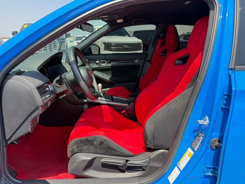 Used 2025 Honda Civic Type R image 5