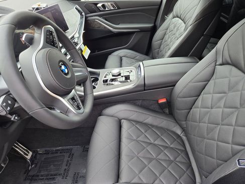 New 2026 BMW X7 xDrive40i w/ M Sport Package image 14