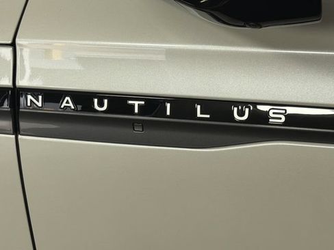 Used 2026 Lincoln Nautilus Reserve w/ Jet Appearance Package AWD/4WD image 24