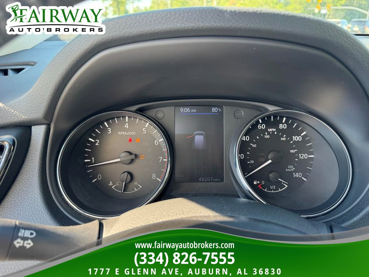 Used 2018 Nissan Rogue SL w/ Premium Package FWD image 21