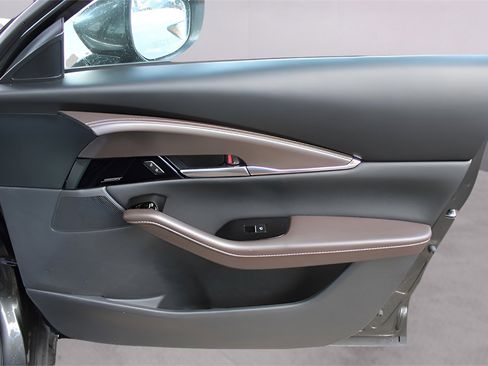 Used 2024 MAZDA CX-30 AWD 2.5 S w/ Premium Package image 33