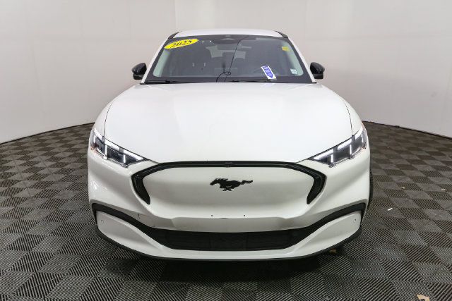 Used 2025 Ford Mustang Mach-E Premium AWD/4WD image 4