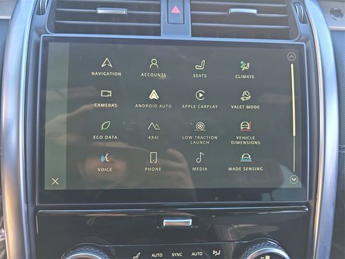 Certified 2023 Land Rover Discovery HSE R-Dynamic image 23