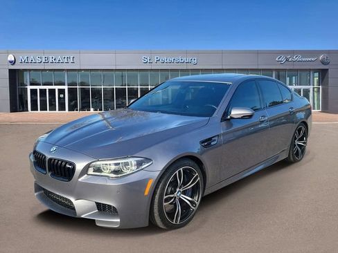 Used 2015 BMW M5 image 2