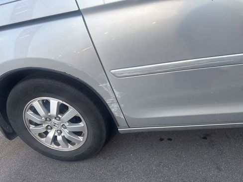 Used 2010 Honda Odyssey EX-L image 17