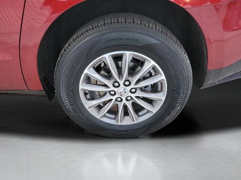Used 2024 Buick Enclave Premium image 8