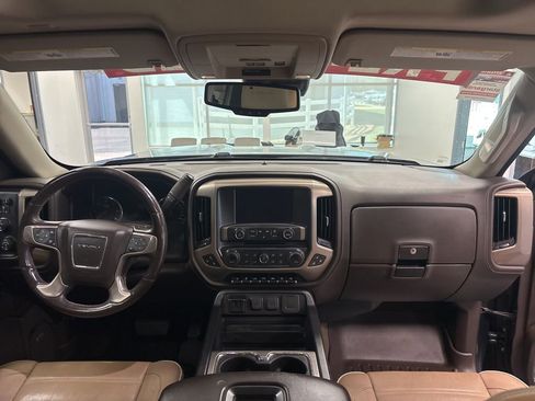 Used 2018 GMC Sierra 1500 Denali w/ Denali Ultimate Package image 12