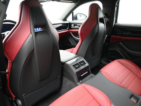 Certified 2026 Porsche Panamera GTS AWD/4WD image 8