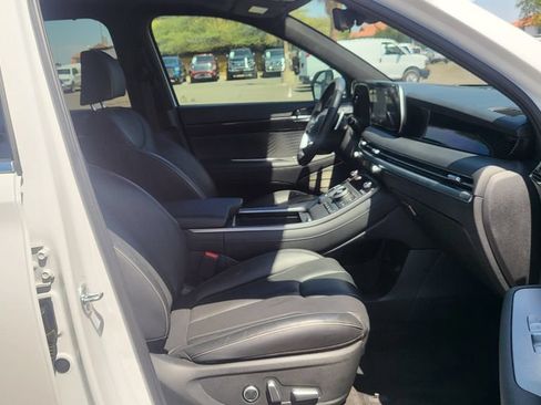 Used 2025 Hyundai Palisade Calligraphy FWD image 22