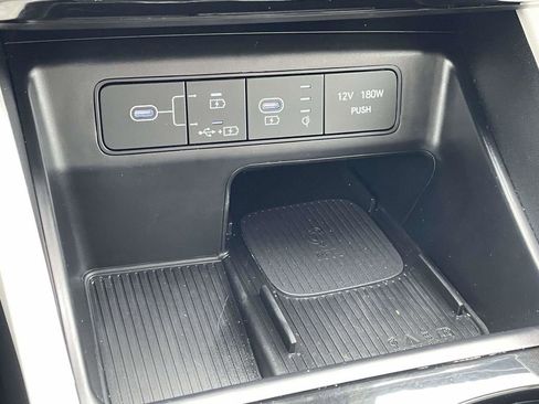 Certified 2025 Hyundai Tucson SEL AWD/4WD image 16