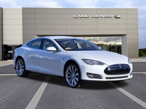 Used 2013 Tesla Model S Performance RWD image 3