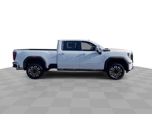 New 2026 GMC Sierra 2500 Denali Ultimate image 9