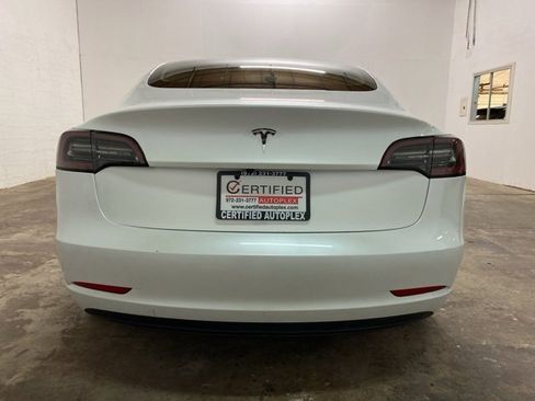 Used 2023 Tesla Model 3 Standard Range image 90