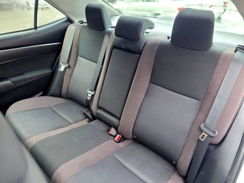 Used 2019 Toyota Corolla LE image 28