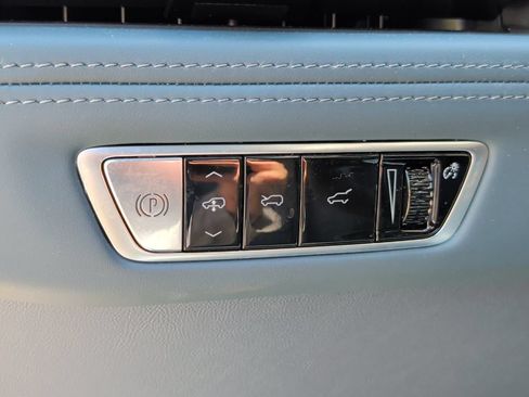 Used 2026 Cadillac Escalade IQ Sport 2 AWD/4WD image 14