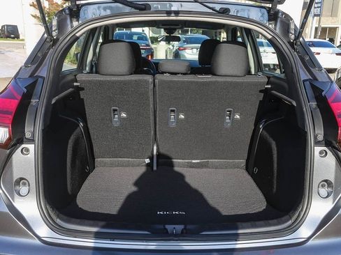 Certified 2025 Nissan Kicks Play S FWD image 25