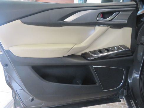 Used 2016 MAZDA CX-9 Grand Touring FWD image 13