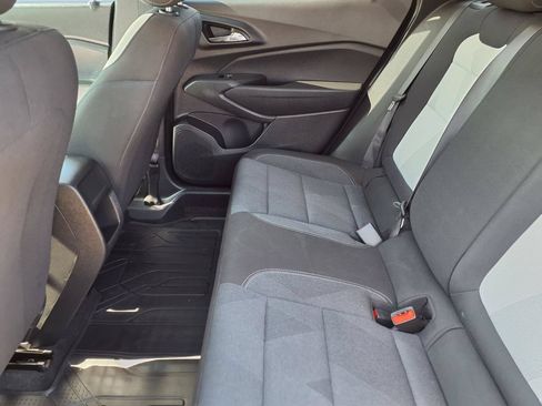 Used 2026 Chevrolet Trax LS w/ LS Convenience Package FWD image 12