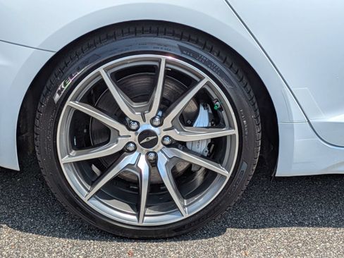 Used 2025 Genesis G70 2.5T RWD image 11