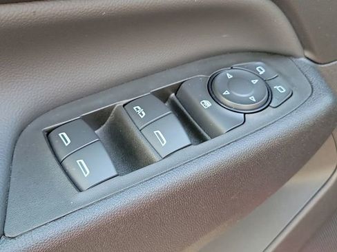 Certified 2024 Chevrolet Equinox LT FWD image 22