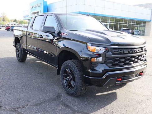 New 2026 Chevrolet Silverado 1500 Custom Trail Boss AWD/4WD image 2