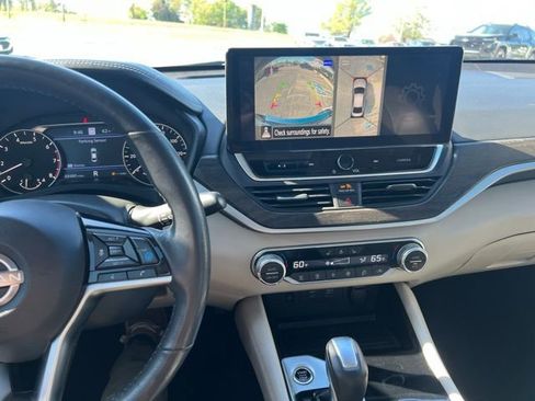 Used 2023 Nissan Altima 2.5 SL image 18