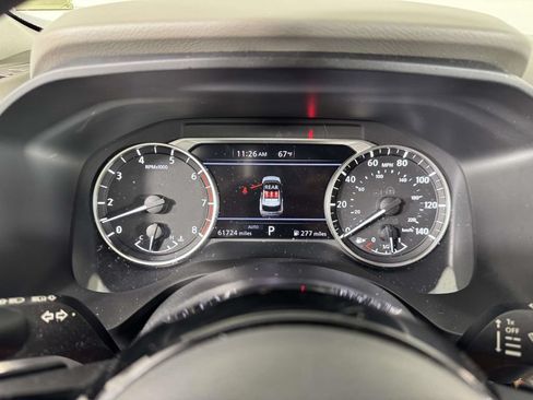 Used 2023 Nissan Rogue SV AWD/4WD image 3