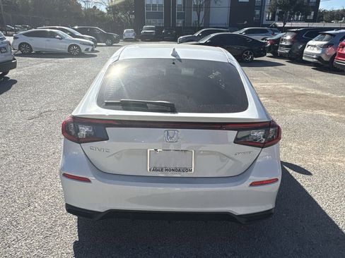 Used 2025 Honda Civic Sport image 4