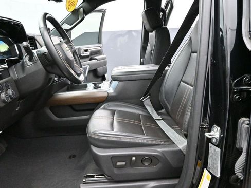 Used 2024 Chevrolet Silverado 2500 High Country w/ High Country Premium Package AWD/4WD image 13